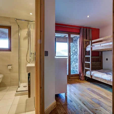 Auriane シャレー *